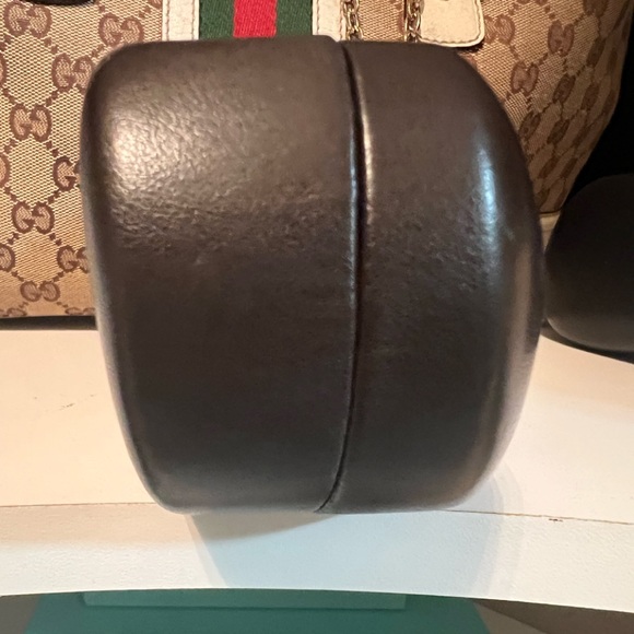 NWOT MICHAEL KORS BROWN CLAMSHELL SUNGLASSES CASE WITH M.K. CLEANING CLOTH 6”X3” - Picture 6 of 11